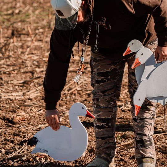 Fully Flocked Snow Goose Silhouette Decoys